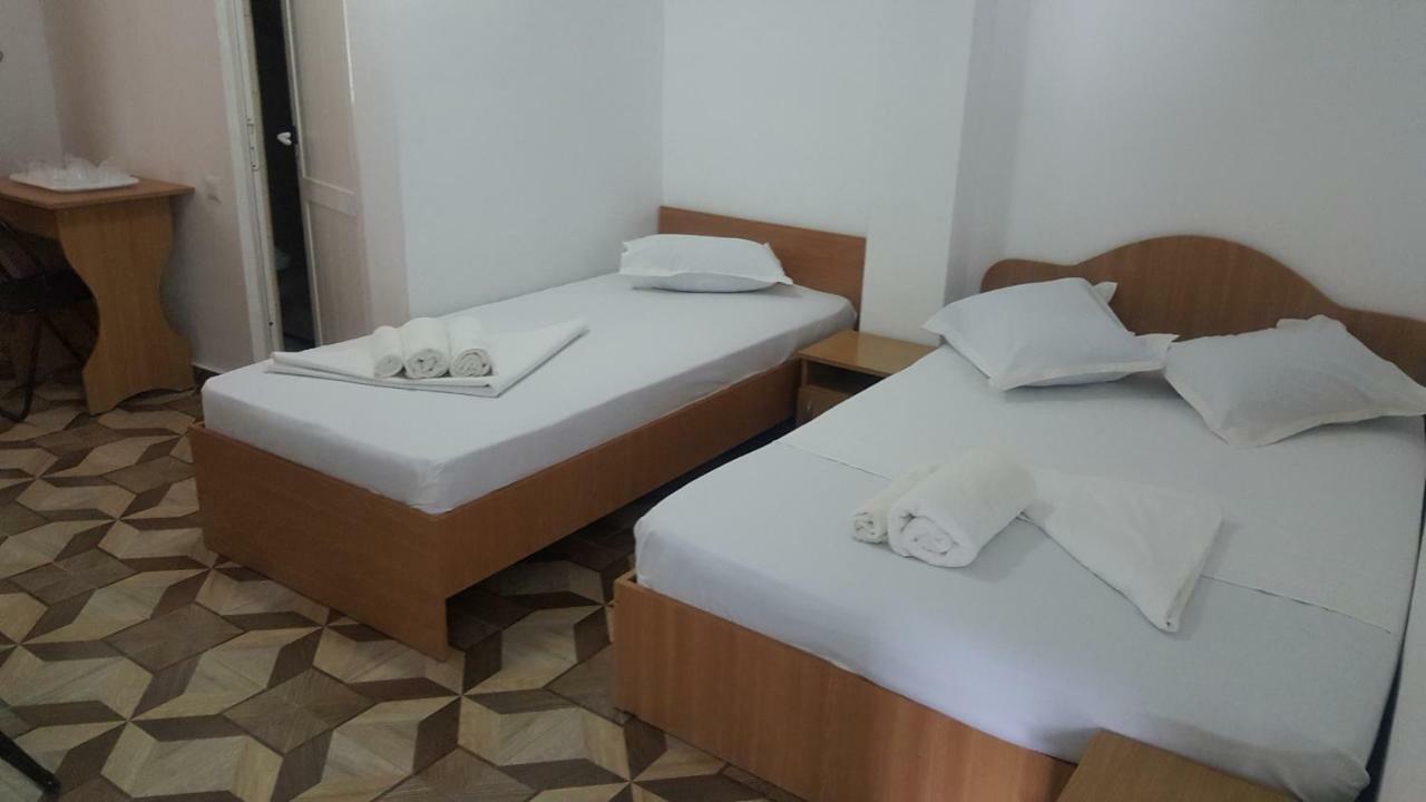 Vila Yza Hotel Eforie Nord Buitenkant foto