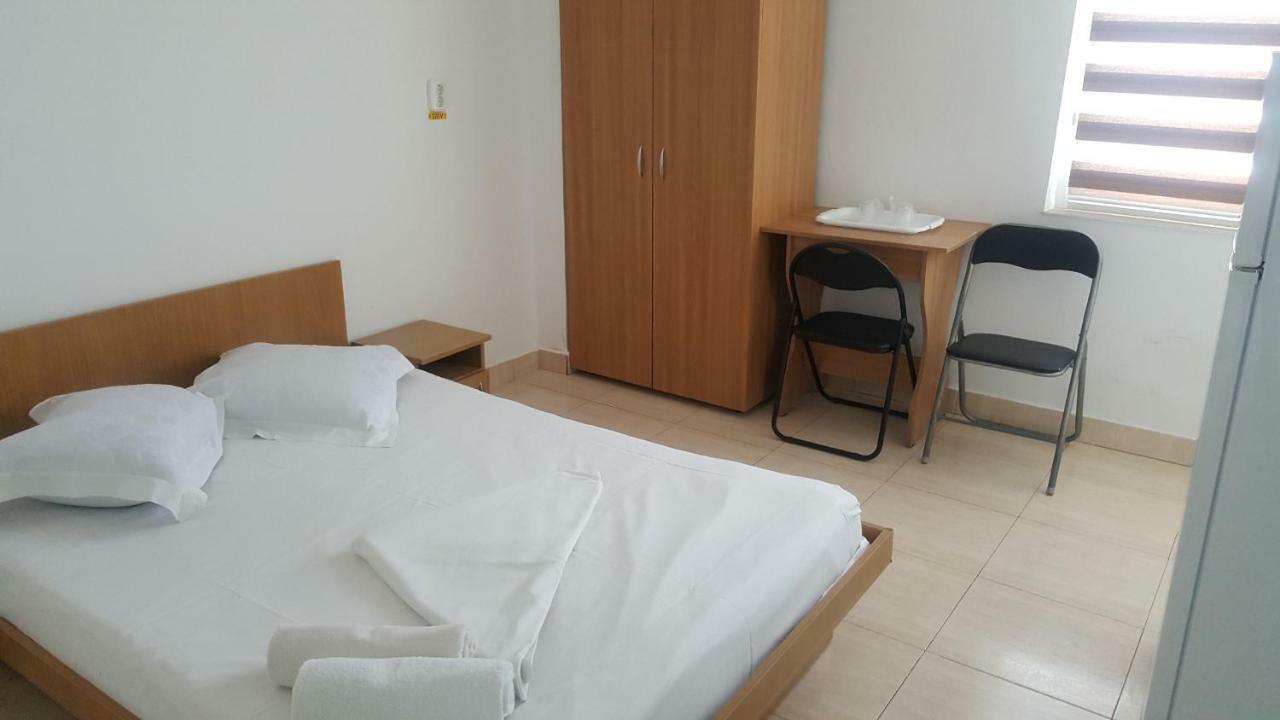 Vila Yza Hotel Eforie Nord Buitenkant foto