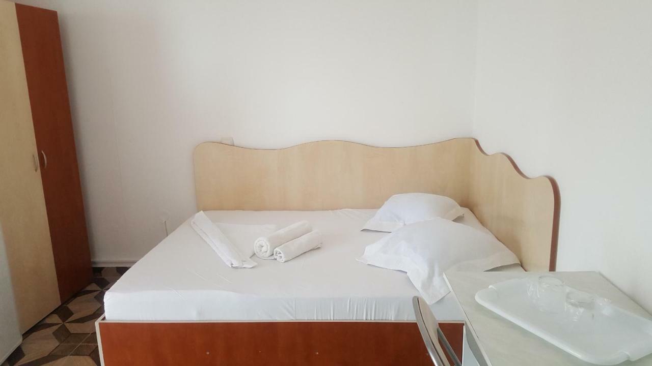 Vila Yza Hotel Eforie Nord Buitenkant foto