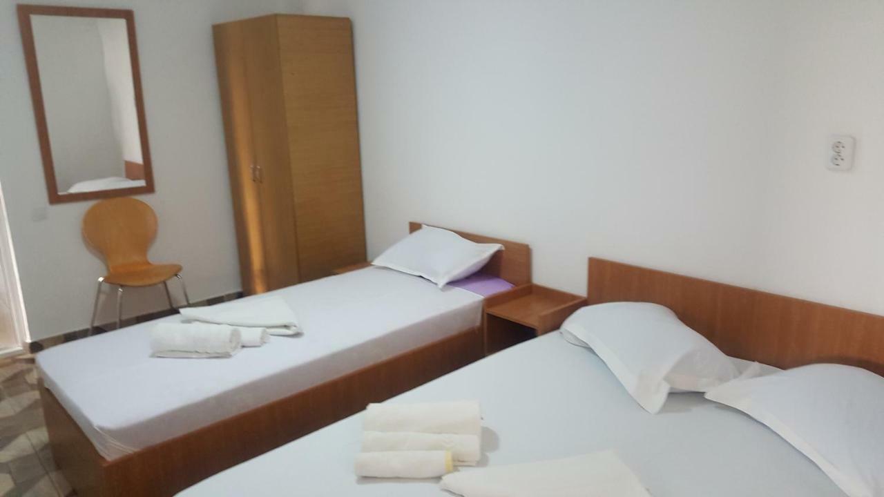 Vila Yza Hotel Eforie Nord Buitenkant foto